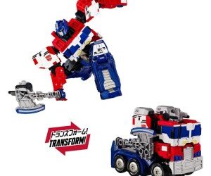 Takara Tomy Transformers Wild King Optimus Prime and Animal Tribe