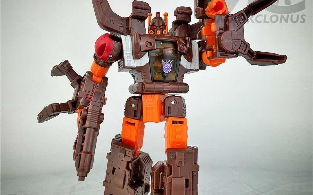 Transformers Decepticon Doom N’ Destruction Subline In-Hand Gallery