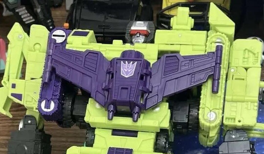 Devastator with Hands! 86 Mixmaster & Scavenger Studio Series Constructicons Combined