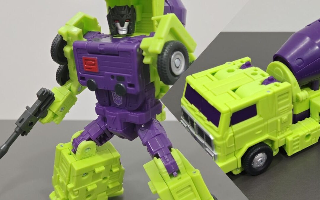 First Look at Studio Series 86 Mixmaster Voyager Constructicons Devastator Figure