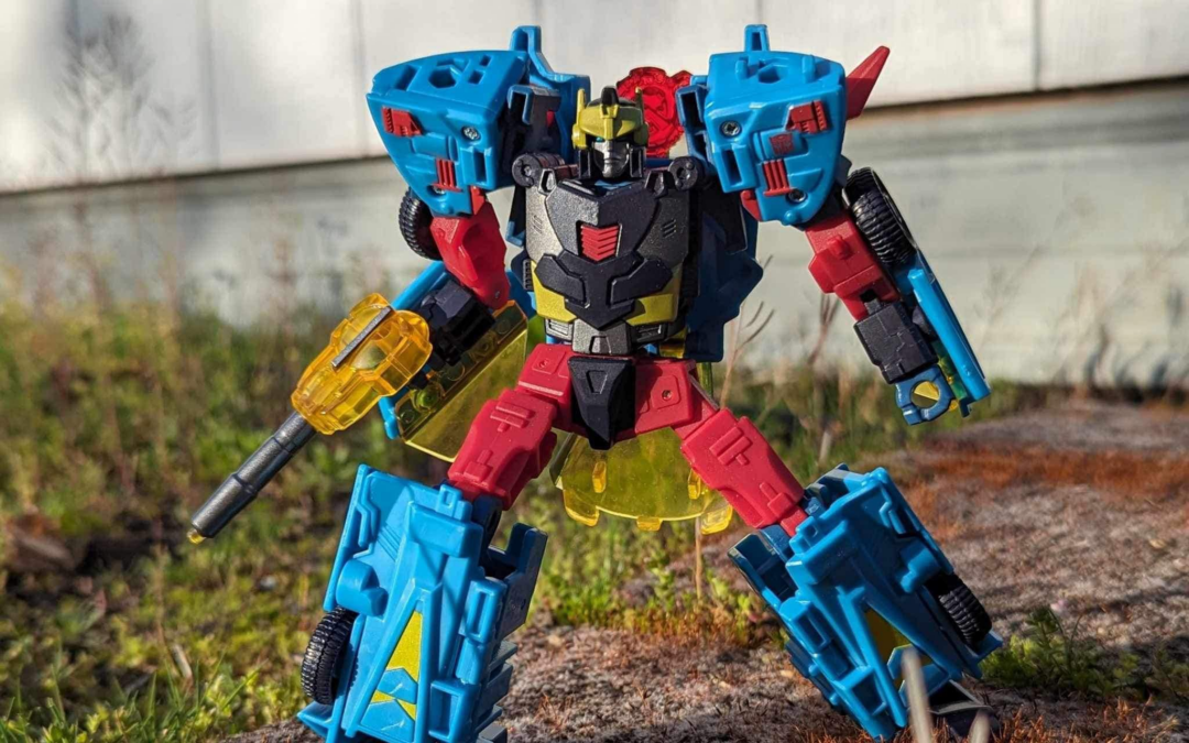First Look At Legacy United Cybertron Hotshot!