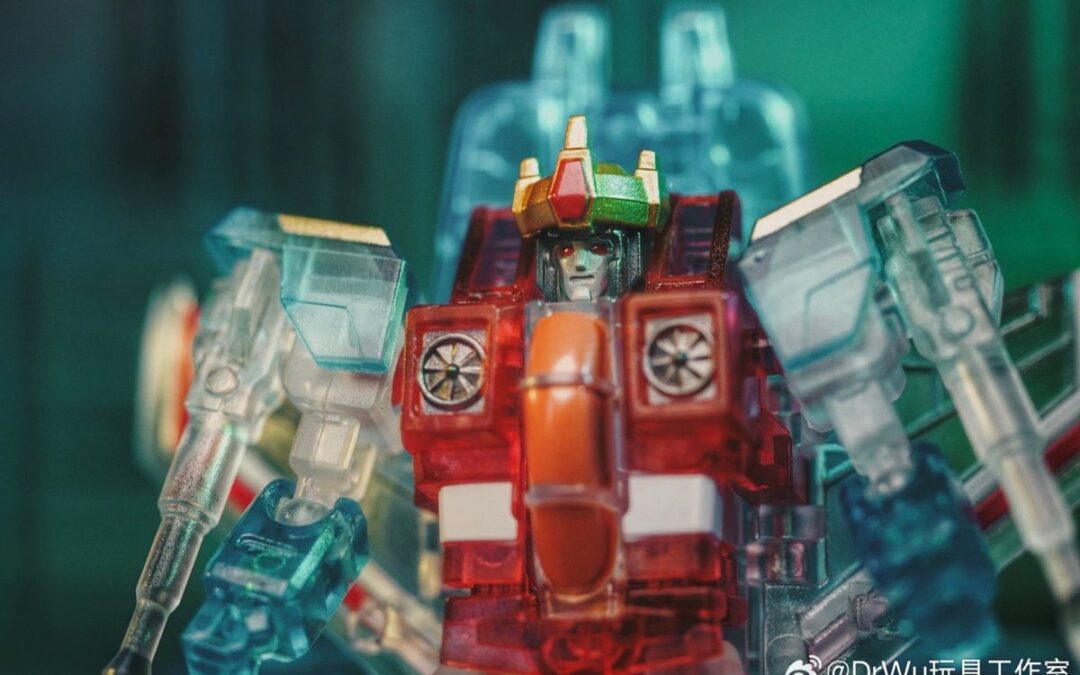 Dr WU Extreme Warfare DW-E09T Star Fear (Ghost Starscream & Throne) In-Hand Images