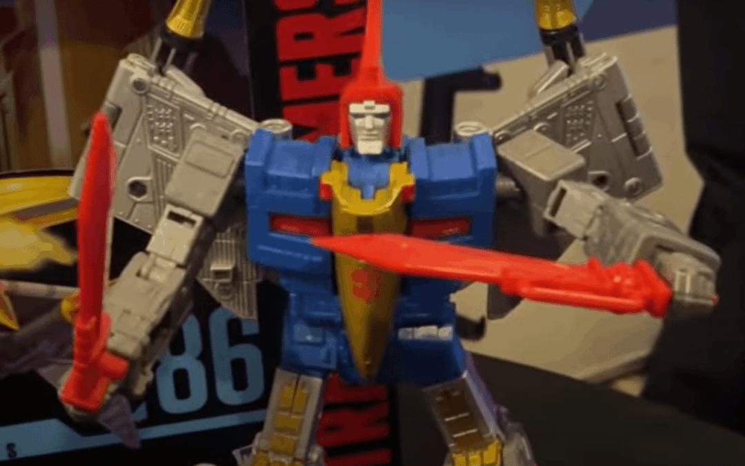 Hasbro @ WonderCon reveal: Studio Series 86 Dinobot Swoop!